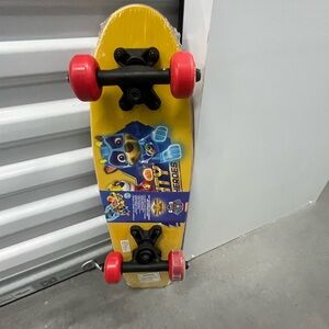 Nickelodeon Heroes Skateboard with Red and Yellow